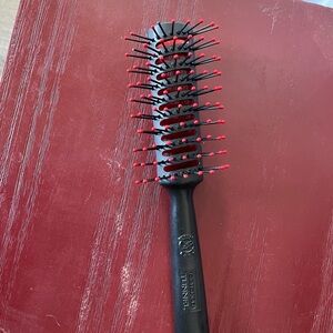 Black and Red Vent Hair Brush